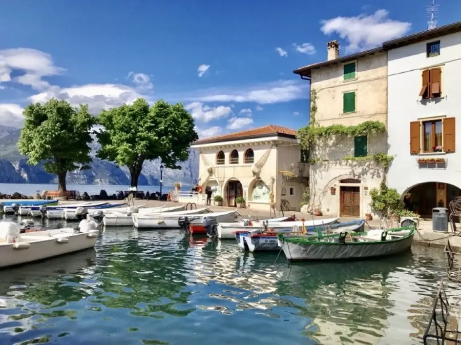 Acquistare casa sul lago di Garda, pro e contro